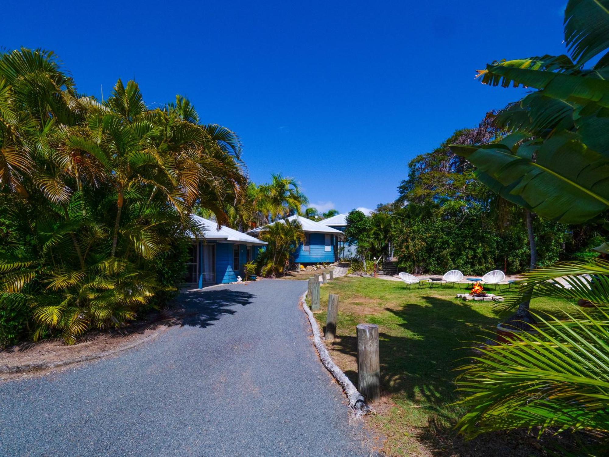 Boyne Island Motel And Villas Экстерьер фото